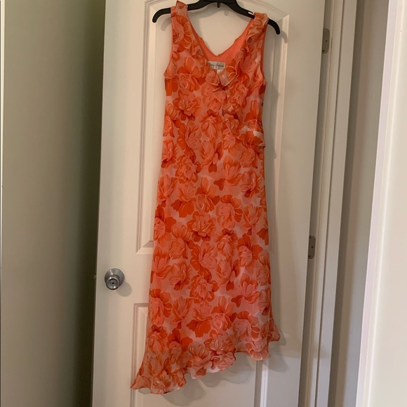 betsy lauren Dresses & Skirts - Womens Size 8 Coral Betsy Lauren Maxi Dress